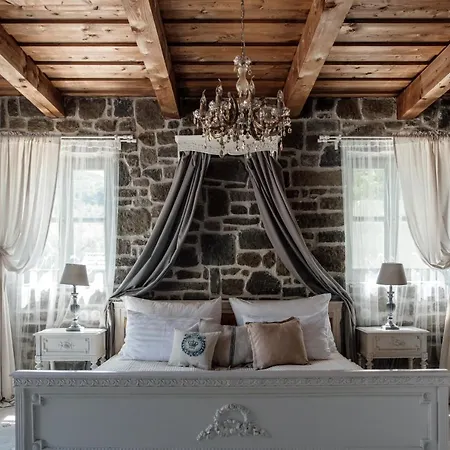 Hazai Provence מלון קפולץ'