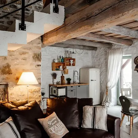 Hazai Provence Hotel